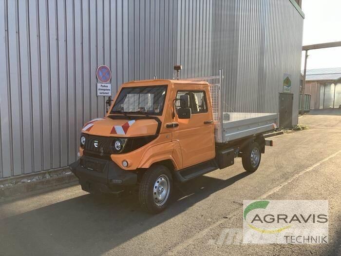 Evum MOTORS ACAR XL Automobily