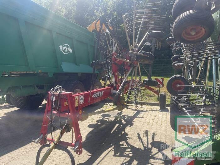 Fella Schwader TS 1402 Obracače a zhrabovače sena