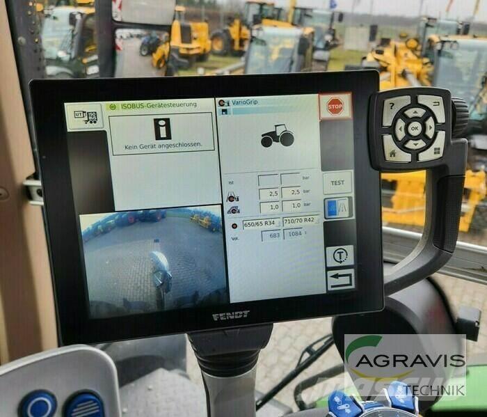Fendt 1042 VARIO S4 Traktory