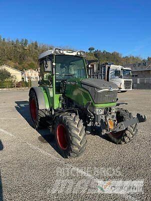 Fendt 211P Traktory