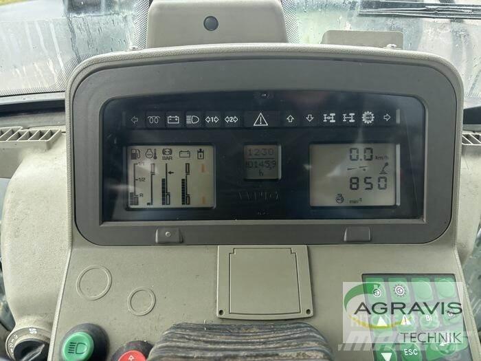 Fendt 415 VARIO Traktory