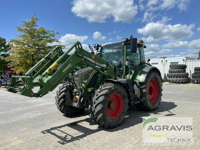 Fendt 516 VARIO S4 Traktory
