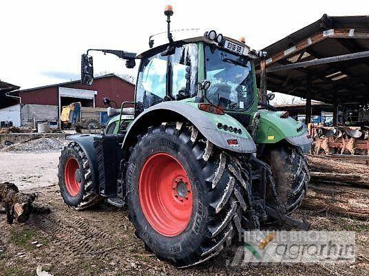 Fendt 716 SCR Traktory