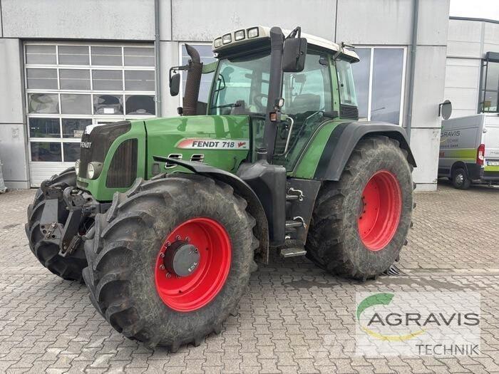 Fendt 718 VARIO Traktory