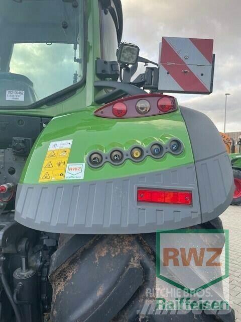 Fendt 718 Vario Gen6 Traktory