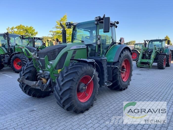 Fendt 720 VARIO S4 Traktory