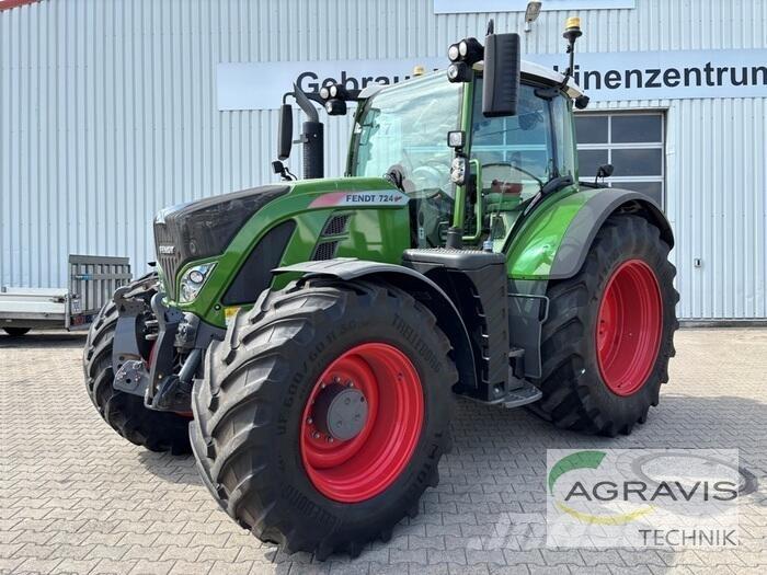 Fendt 724 VARIO S4 Traktory