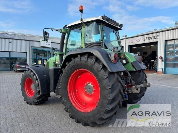 Fendt 820 VARIO Traktory