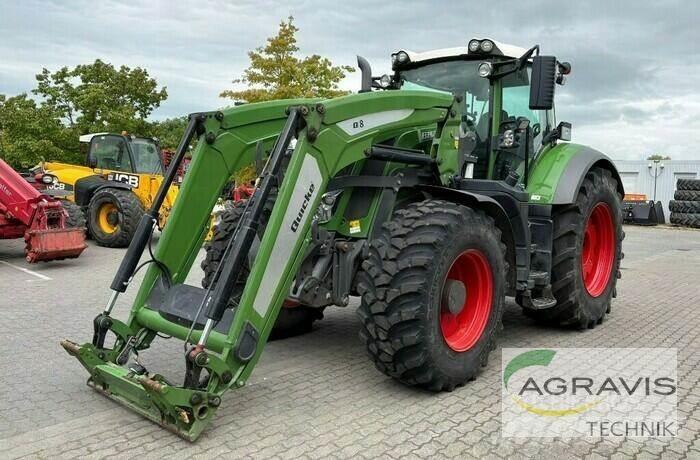 Fendt 824 VARIO S4 Traktory