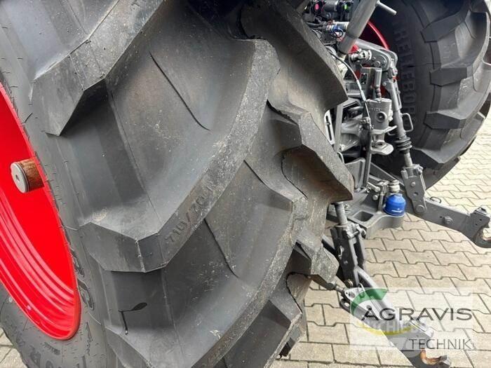 Fendt 826 VARIO S4 Traktory