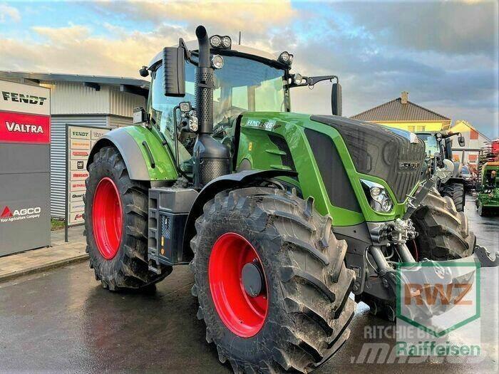 Fendt 828 Vario Traktory