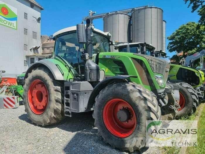 Fendt 828 VARIO S4 Traktory