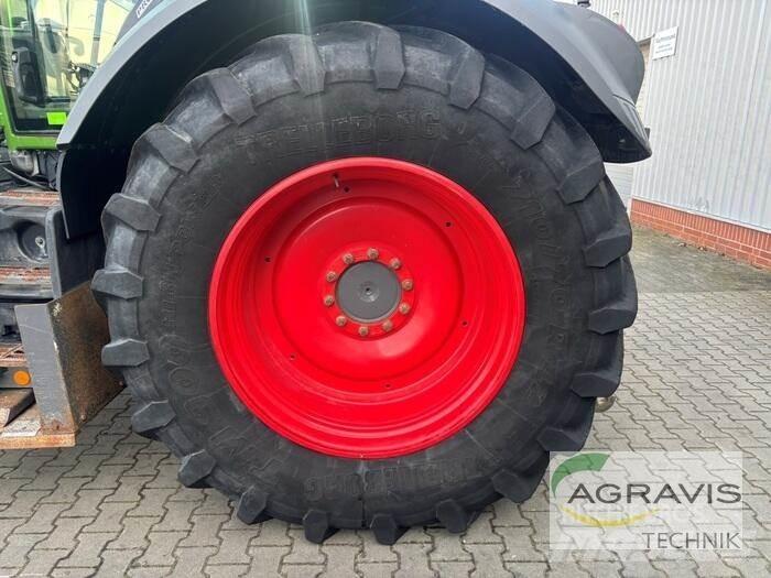Fendt 828 VARIO S4 Traktory