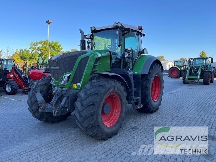 Fendt 828 VARIO S4 Traktory