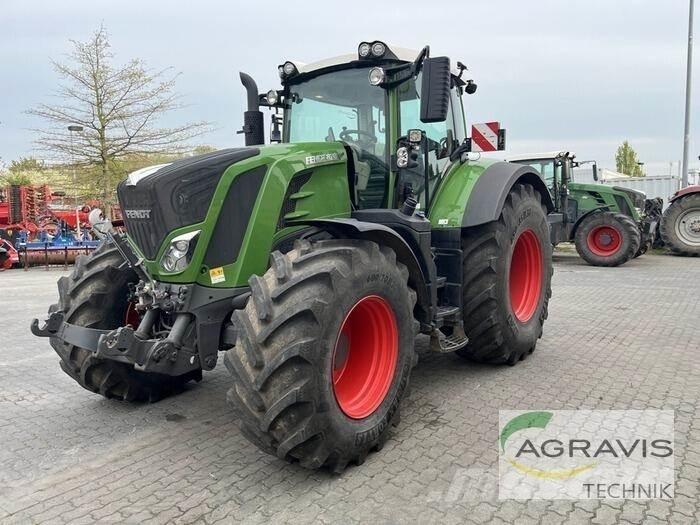 Fendt 828 VARIO S4 Traktory