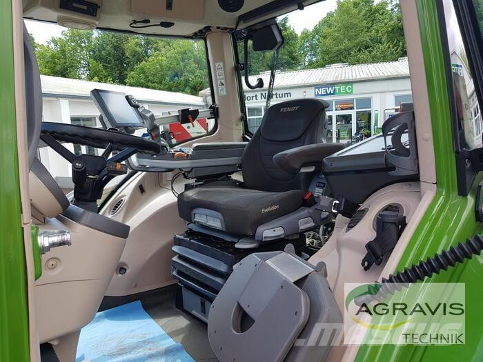 Fendt 828 VARIO S4 Traktory
