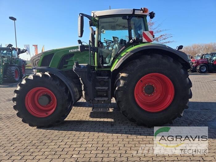 Fendt 828 VARIO S4 Traktory