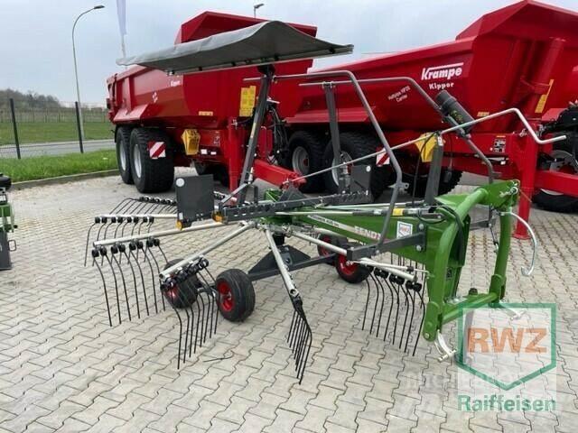 Fendt Former 426 DN Obracače a zhrabovače sena