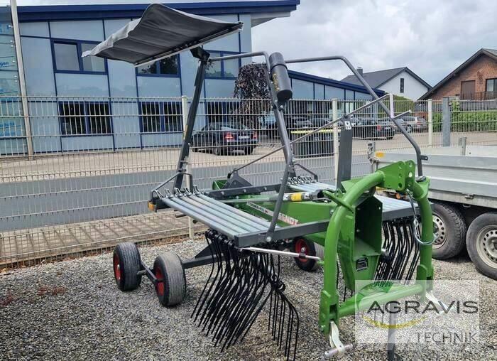 Fendt FORMER 456 DN Obracače a zhrabovače sena
