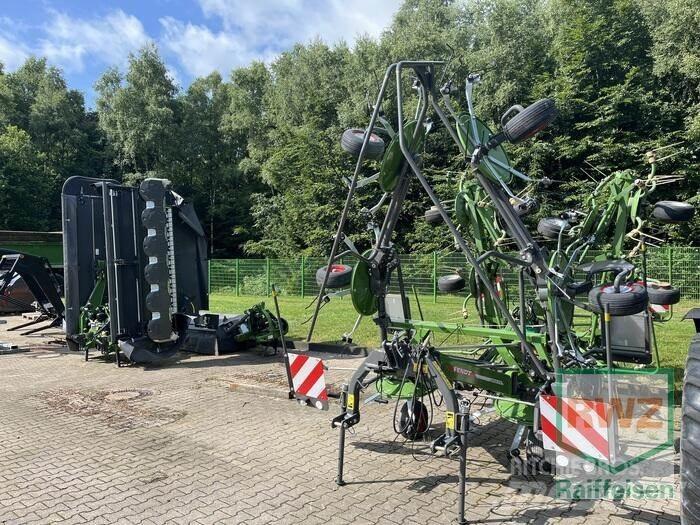 Fendt Lotus 770 Obracače a zhrabovače sena