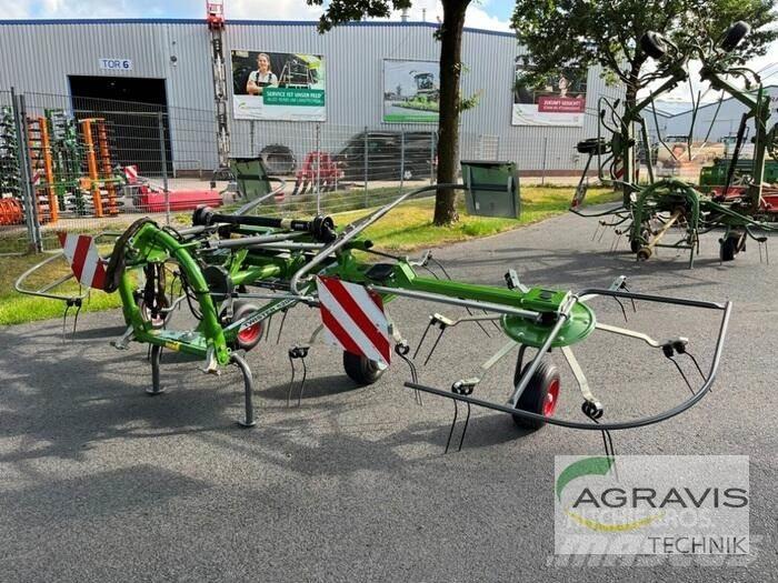 Fendt TWISTER 5204 DN Obracače a zhrabovače sena