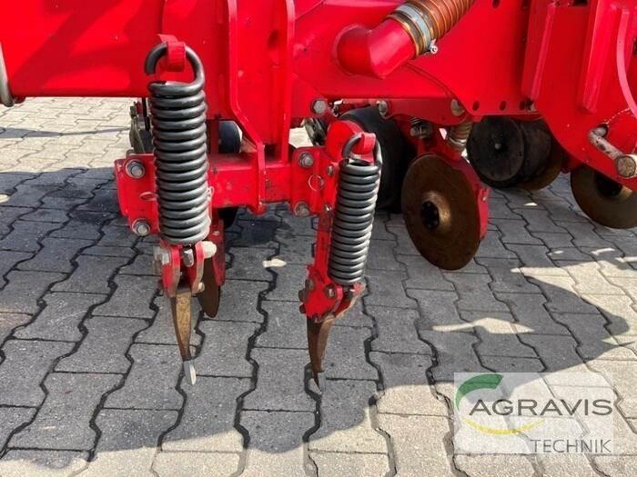 Horsch MAESTRO 8 RC Mechanické sejačky