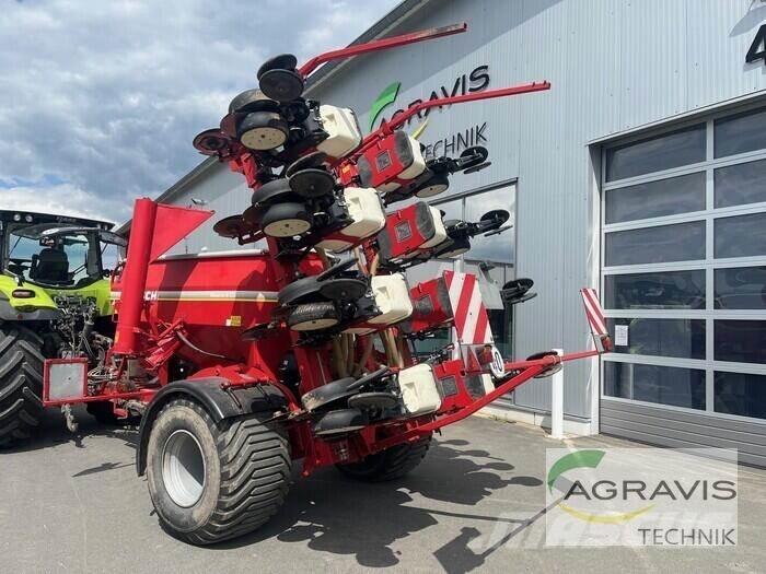 Horsch MAISTRO 8 CC Mechanické sejačky