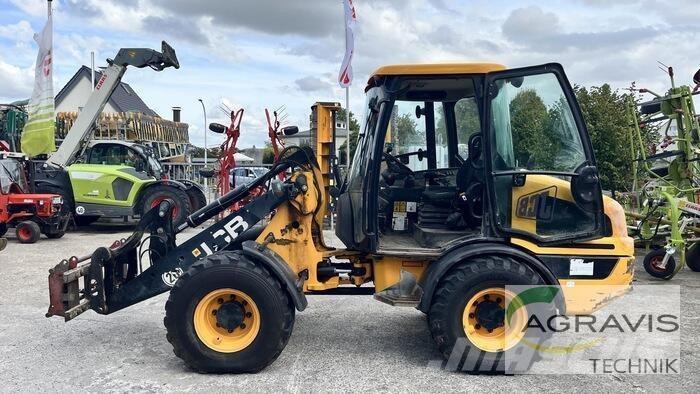 JCB 407 T4 Kolesové nakladače
