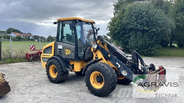 JCB 407 T4 Kolesové nakladače