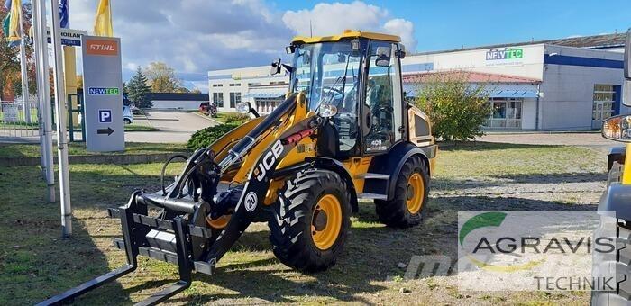 JCB 409 AGRI STUFE V Kolesové nakladače