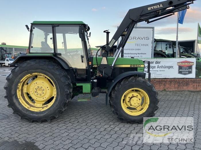 John Deere 2850 A Traktory