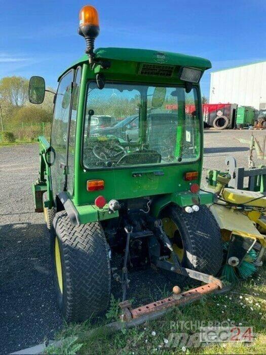 John Deere 4115 Kompaktné traktory