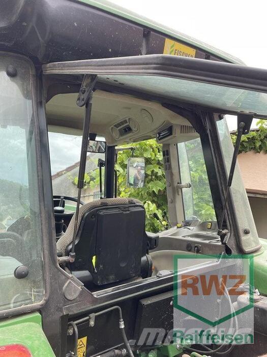 John Deere 5050E Traktory