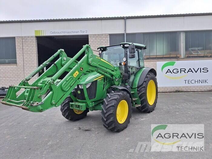 John Deere 5100 R Traktory