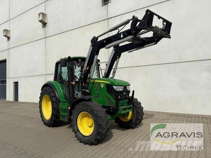 John Deere 6115 R Traktory