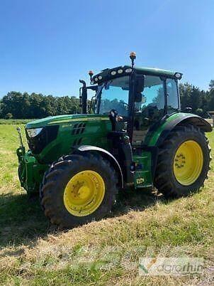 John Deere 6130R Traktory