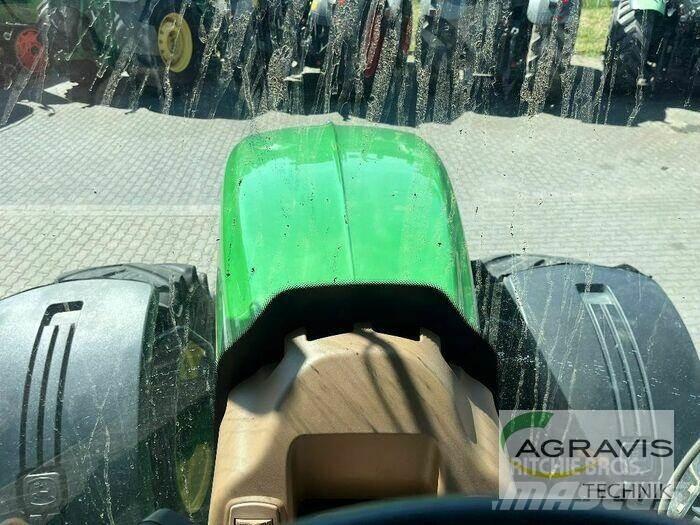 John Deere 7830 Traktory