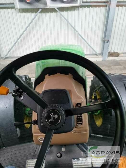 John Deere 7930 A Traktory
