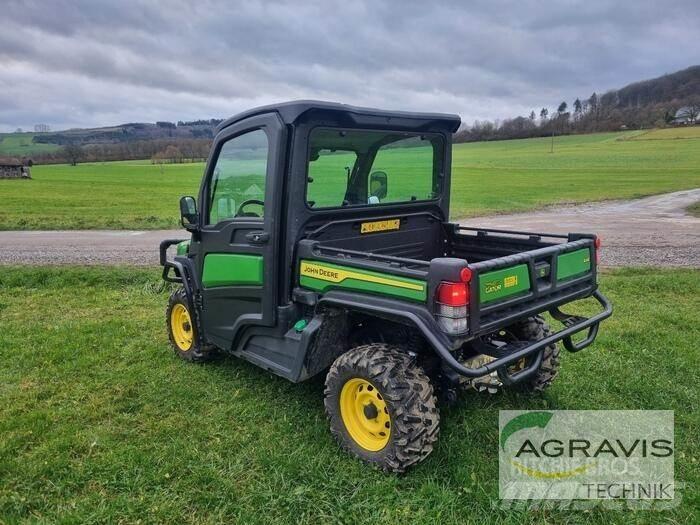 John Deere GATOR Kompaktné traktory