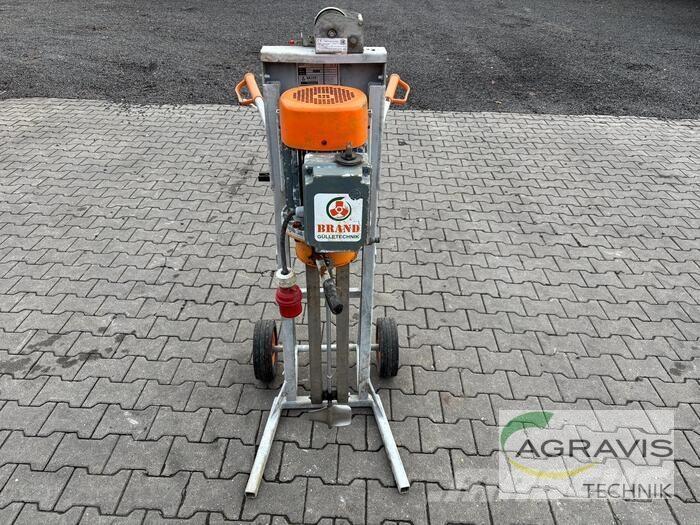  KBM GÜLLERÜHRWERK Ďalšie stroje a zariadenia pre živočíšnu výrobu