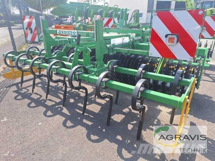 Kerner FP 300 Baliace stroje