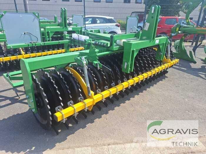 Kerner FP 300 Baliace stroje