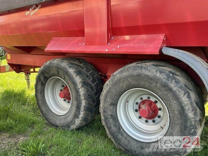 Krampe BigBody 650 Vyklápacie prívesy
