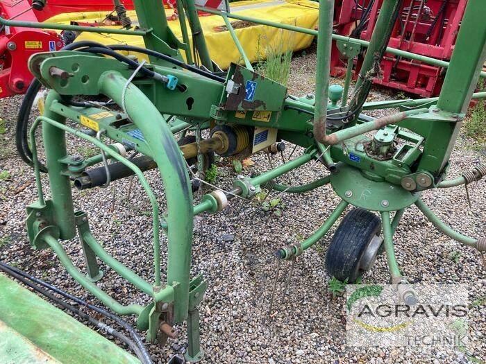 Krone KW 7.70/6 Obracače a zhrabovače sena