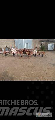 Kuhn 3F6301MH Obracače a zhrabovače sena