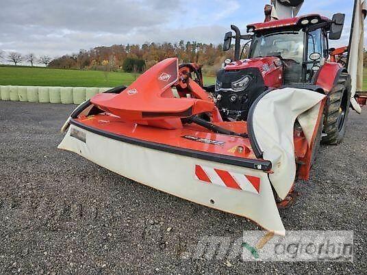 Kuhn GMD10030 et 3525 Žacie stroje
