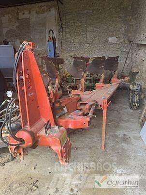 Kuhn VARIMASTER 123 Ďalšie stroje na spracovanie pôdy a príslušenstvo