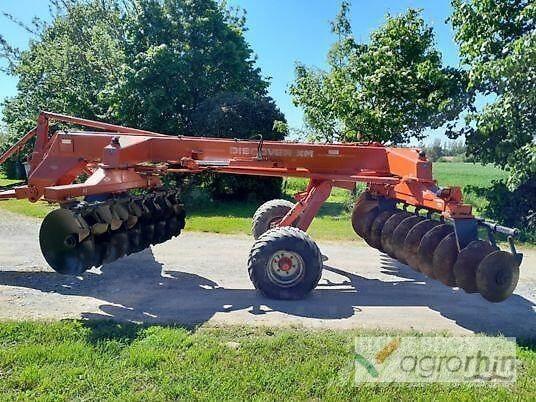 Kuhn XM32 Brány