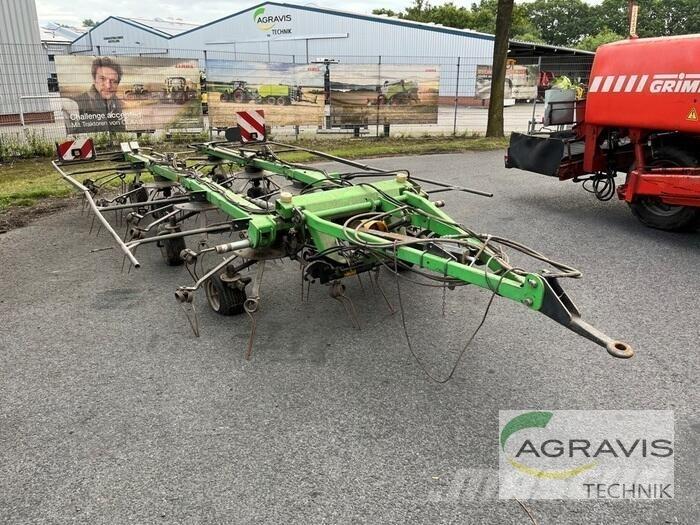 Kverneland 6913 Obracače a zhrabovače sena