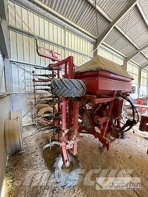 Kverneland TS Kombinované sejačky